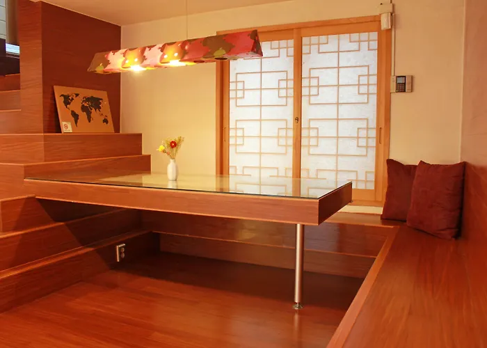 Hansowon Hotel apartamentowy 4*
