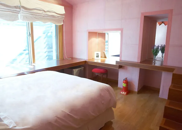 Hansowon Hotel apartamentowy 4*